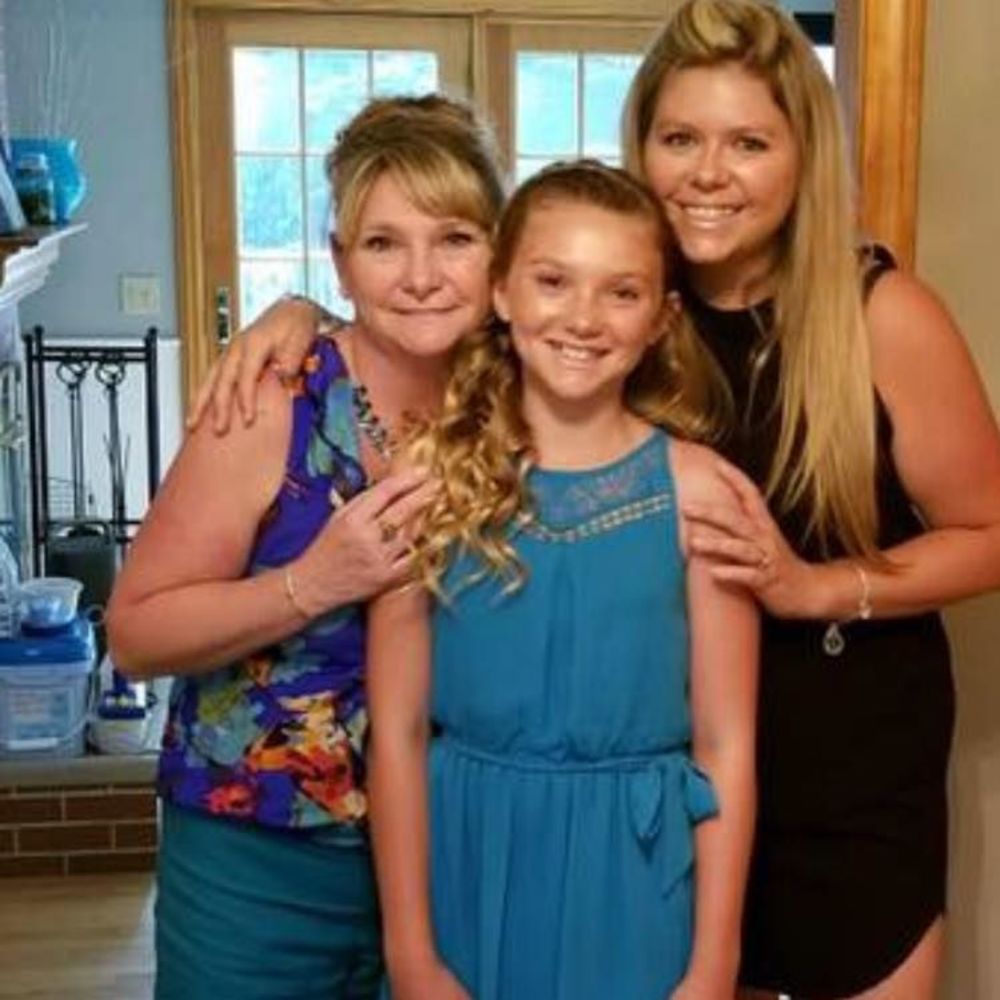 Meet your Posher, Alexis